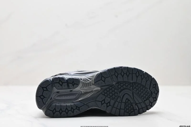 New Balance Shoes Refined 3267