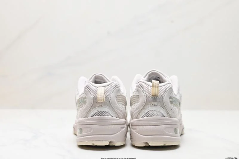 Durable New Balance Shoes 3278