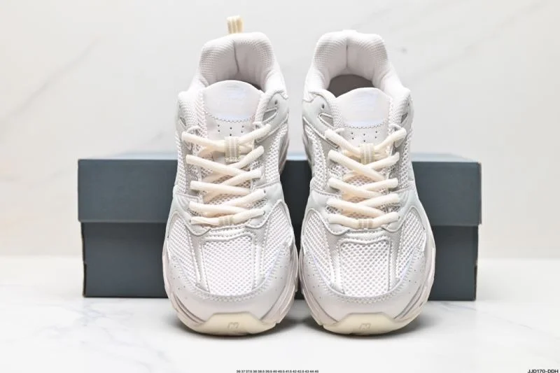 Durable New Balance Shoes 3278