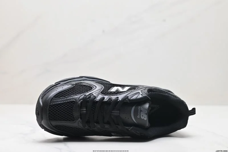 New Balance Shoes MoistureWicking 3275