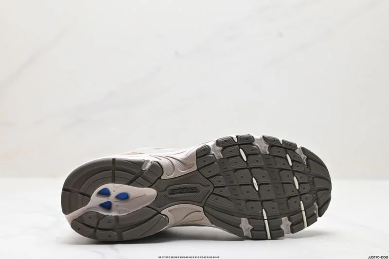 Bright New Balance Shoes 3263