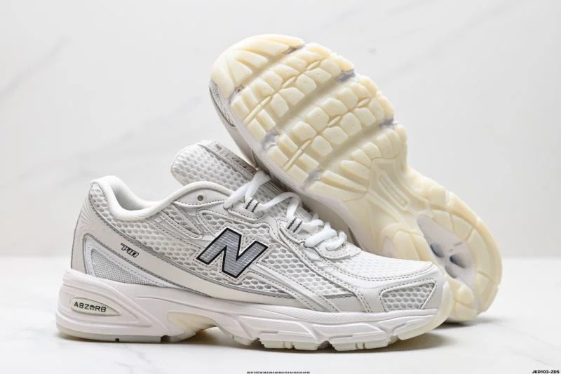 EyeCatching New Balance Shoes 3251