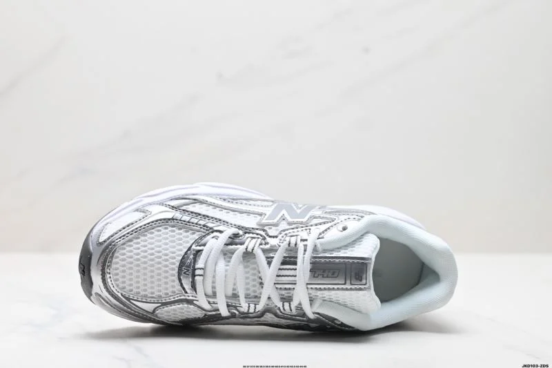 New Balance Shoes SoftTouch 3249