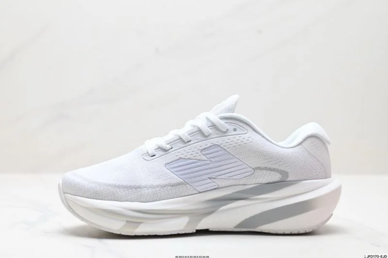 New Balance Shoes GoAnywhere 3240