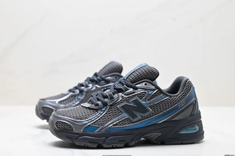 New Balance Shoes AllSeason 3246