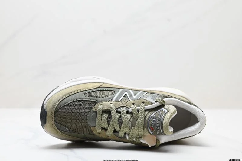 New Balance Shoes EyeCatching 3238