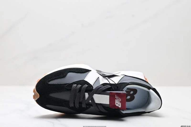 MultiPurpose New Balance Shoes 3232