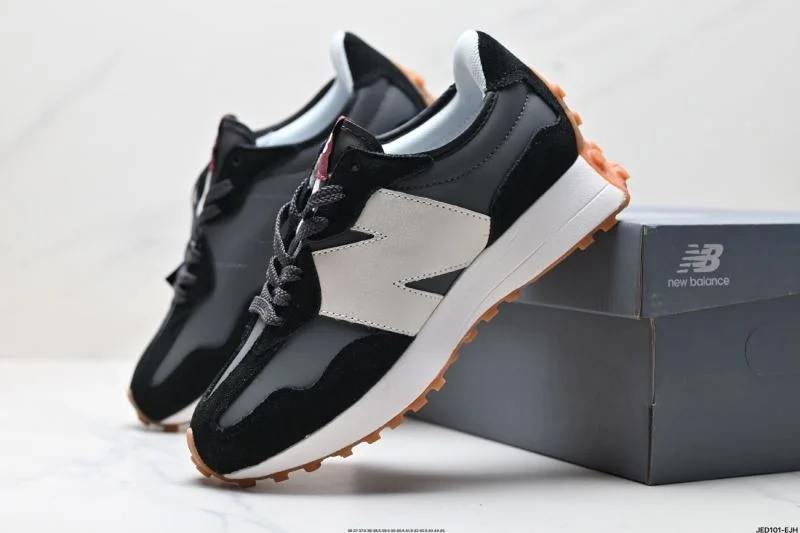 MultiPurpose New Balance Shoes 3232