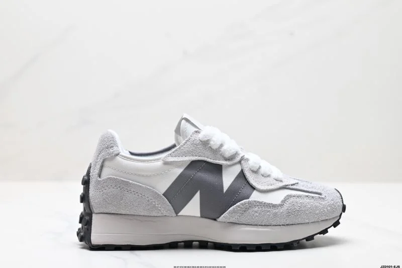 SmartChoice New Balance Shoes 3221