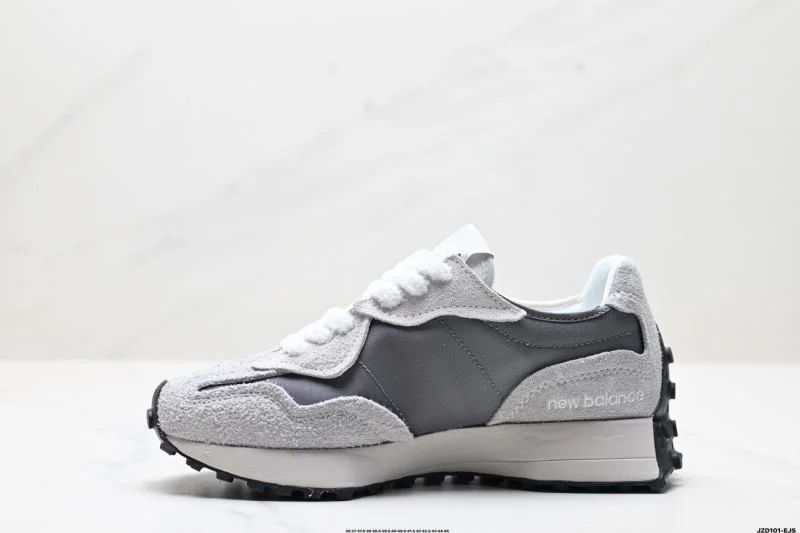 SmartChoice New Balance Shoes 3221