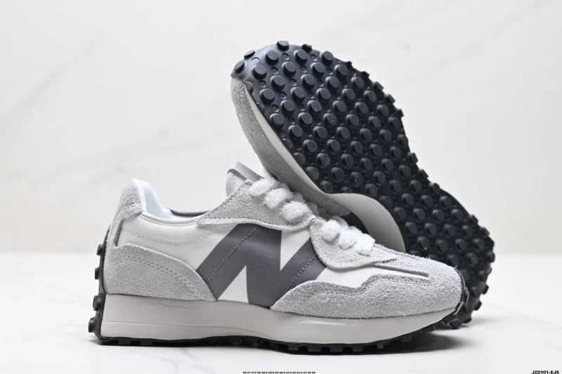 SmartChoice New Balance Shoes 3221
