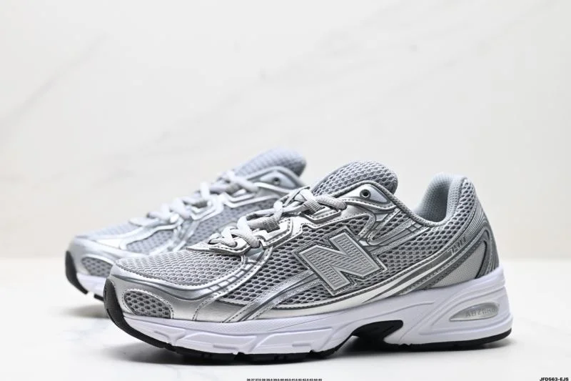 New Balance Shoes SportInspired 3228