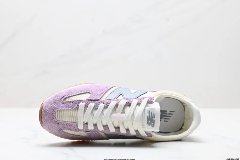 WaterResistant New Balance Shoes 3256