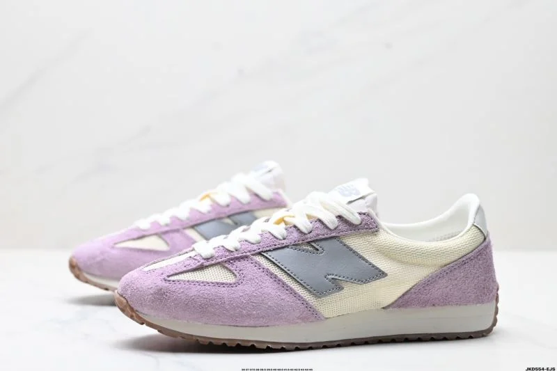 WaterResistant New Balance Shoes 3256