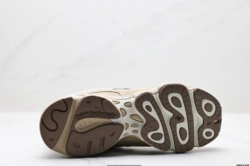 New Balance Shoes TechFriendly 3231