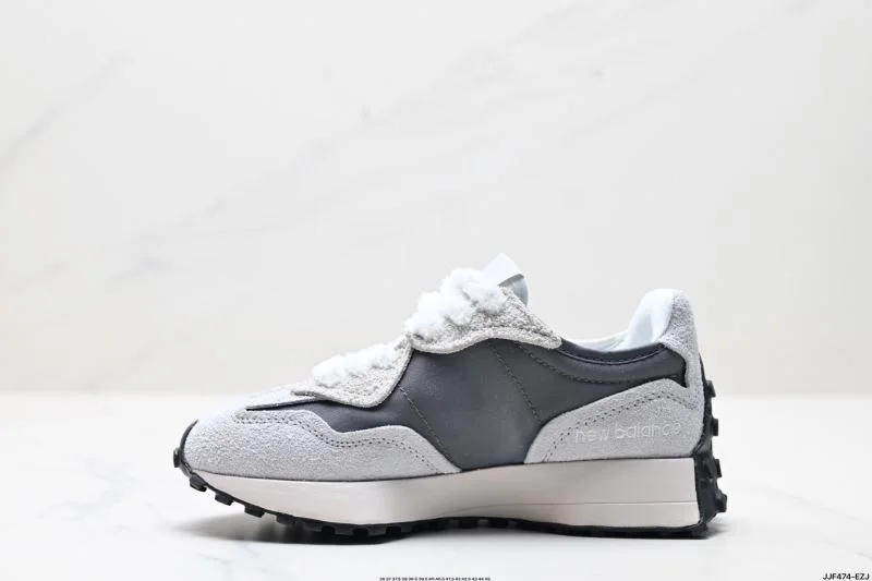 New Balance Shoes MoistureWicking 3217