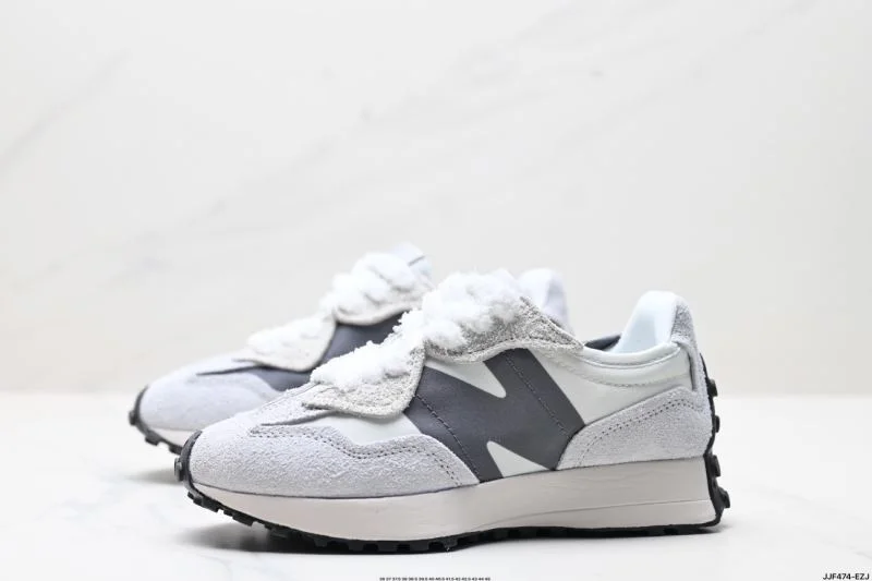 New Balance Shoes MoistureWicking 3217