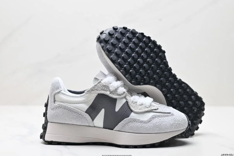 New Balance Shoes MoistureWicking 3217