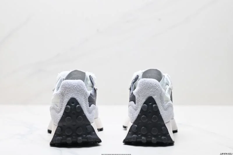 New Balance Shoes MoistureWicking 3217