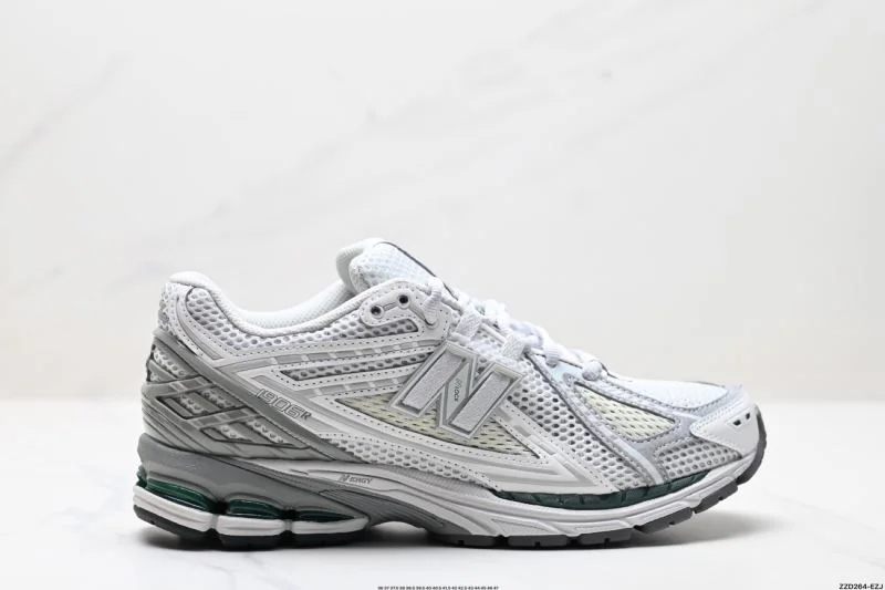 New Balance Shoes TechFriendly 3224