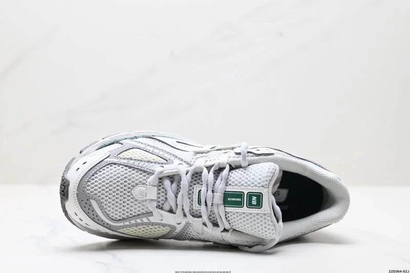 New Balance Shoes TechFriendly 3224