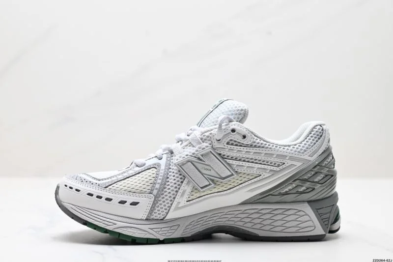 New Balance Shoes TechFriendly 3224