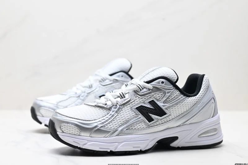 Cozy New Balance Shoes 3233
