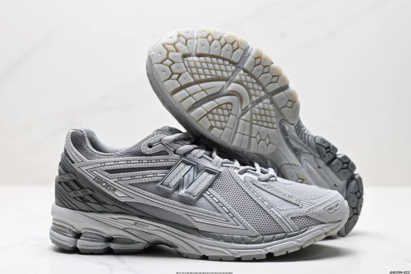 Breathable New Balance Shoes 3236