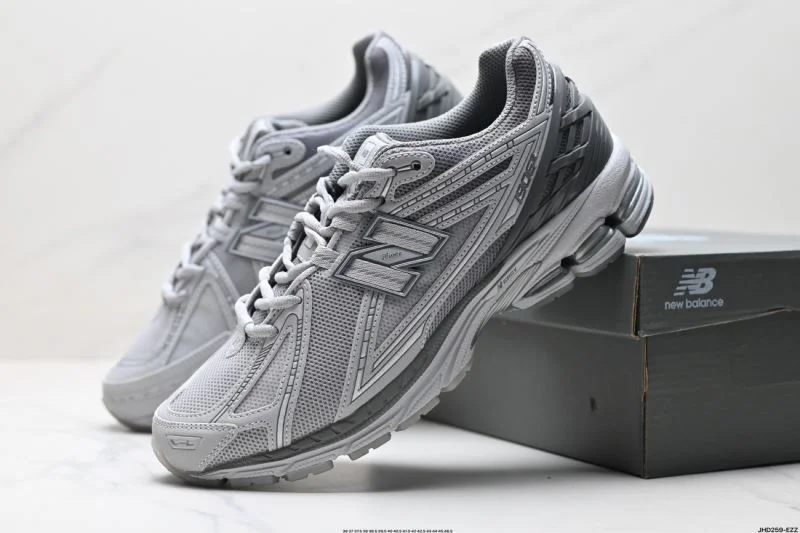 Breathable New Balance Shoes 3236