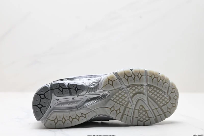 Breathable New Balance Shoes 3236