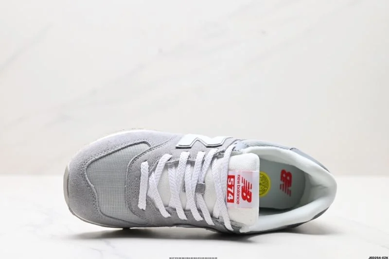 New Balance Shoes Practical 3216