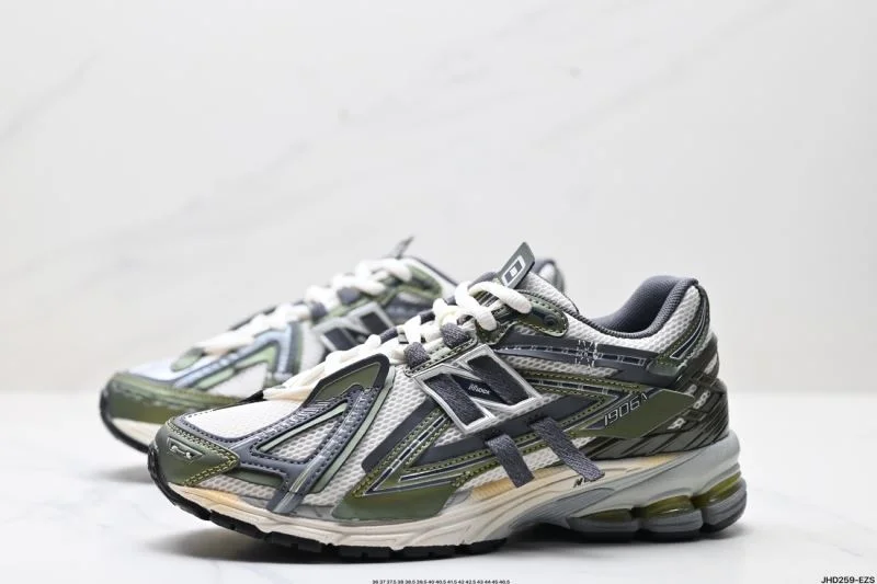 New Balance Shoes GoAnywhere 3200