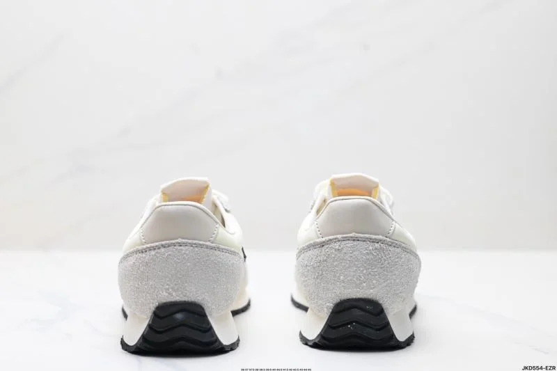 New Balance Shoes DailyWear 3207