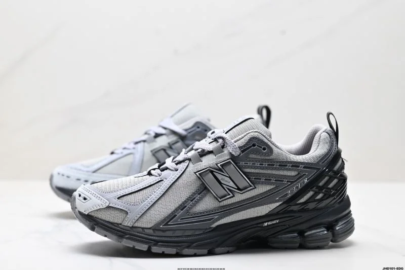 SportInspired New Balance Shoes 3195