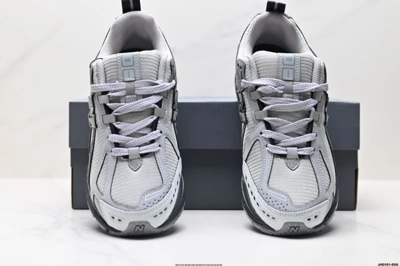 SportInspired New Balance Shoes 3195