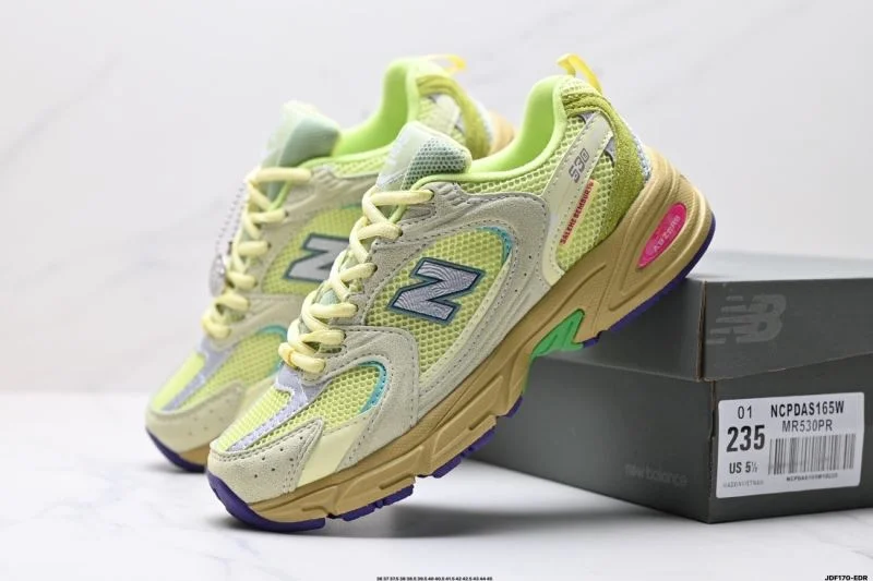 MoistureWicking New Balance Shoes 3209