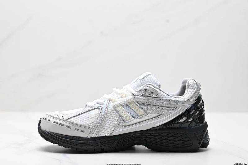 New Balance Shoes Vibrant 3162