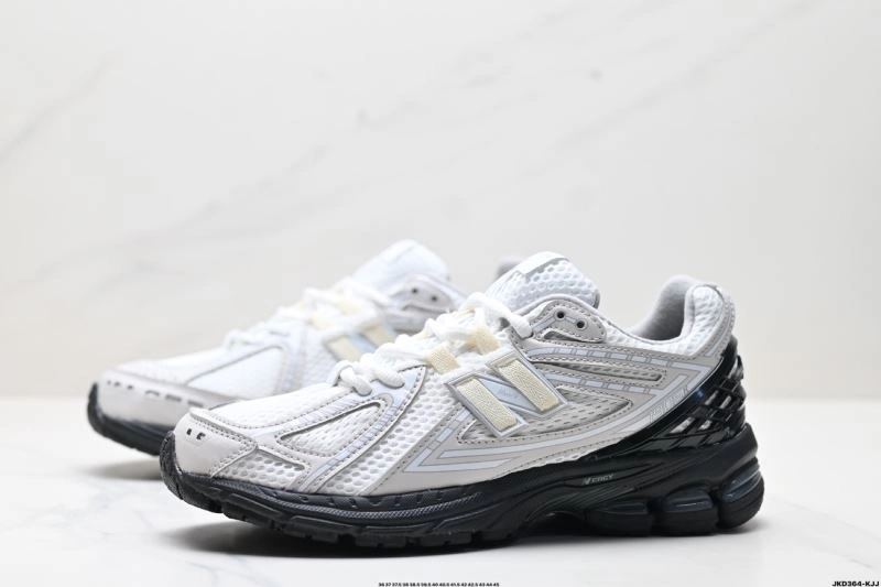 New Balance Shoes Vibrant 3162