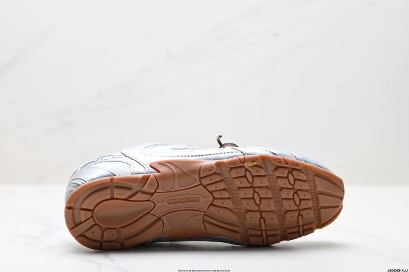 ZipUp New Balance Shoes 3163