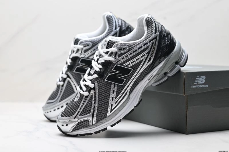 TravelReady New Balance Shoes 3148