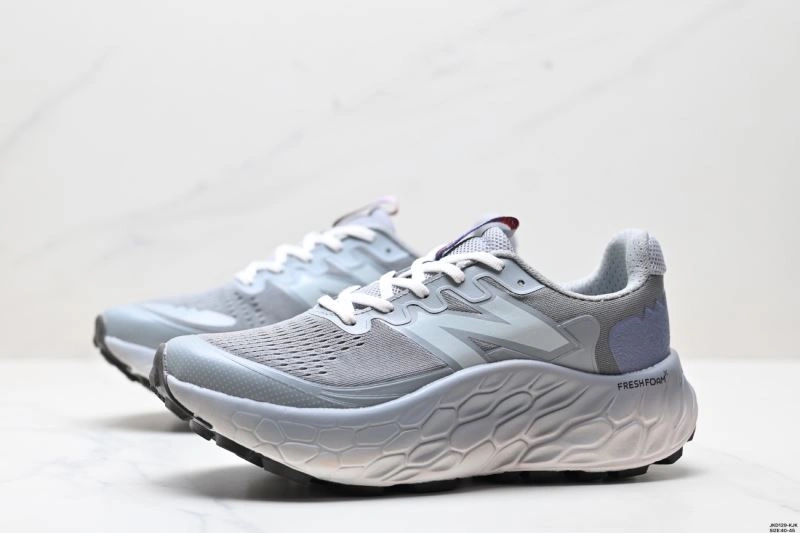 Stretchable New Balance Shoes 3145