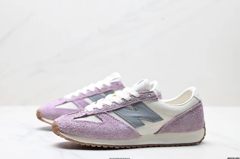 MoistureWicking New Balance Shoes 3157