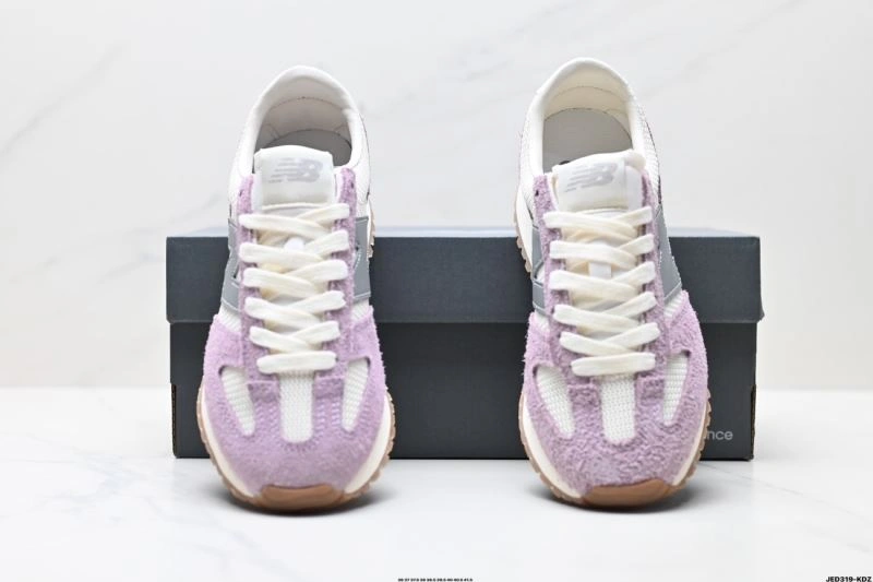 MoistureWicking New Balance Shoes 3157