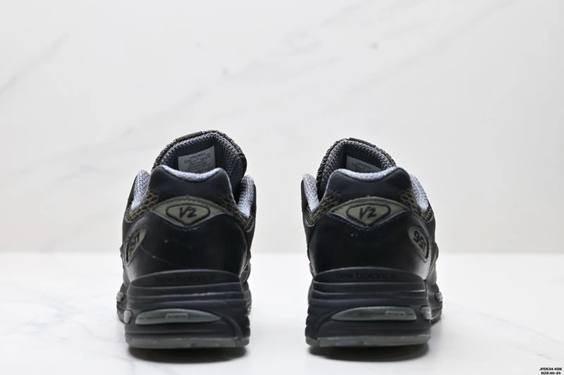 Practical New Balance Shoes 3135