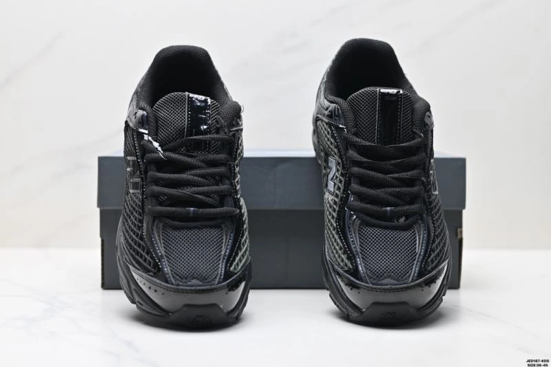 Elegant New Balance Shoes 3109