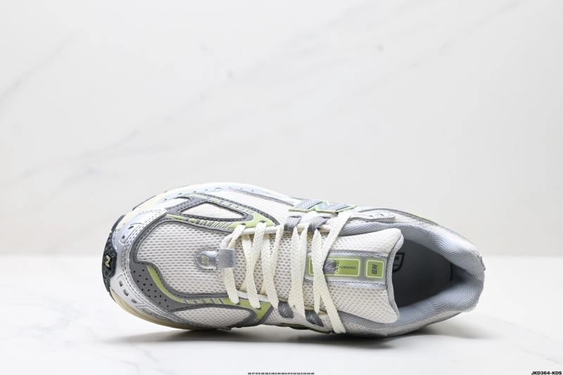 SoftTouch New Balance Shoes 3124
