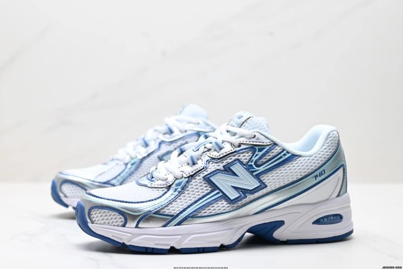 Soft New Balance Shoes 3184