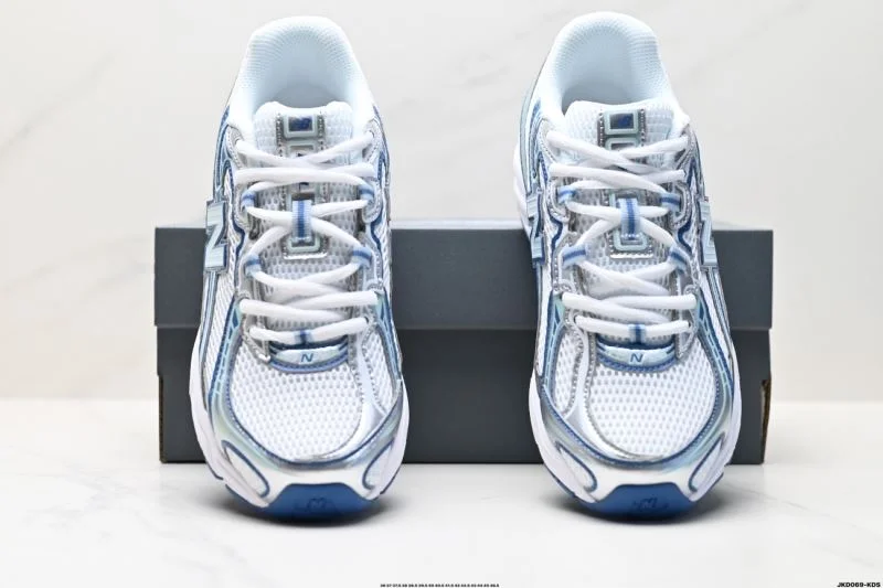 Soft New Balance Shoes 3184