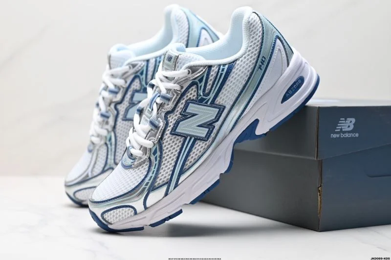 Soft New Balance Shoes 3184