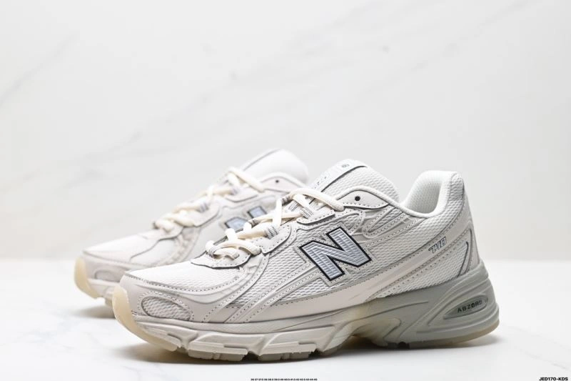 FastDry New Balance Shoes 3107